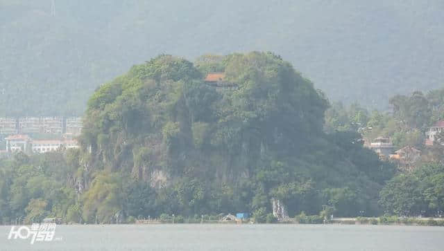 游七星岩时总被遗忘的两座小山，一起揭开它们的神秘面纱