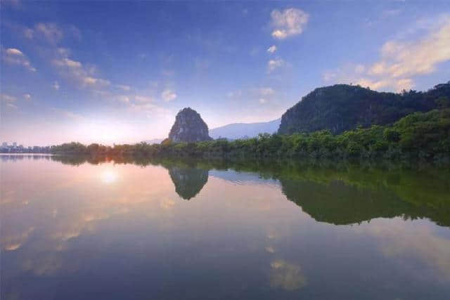 星湖风景名胜区：夏季打卡乐翻天，玩转鼎湖山七星岩