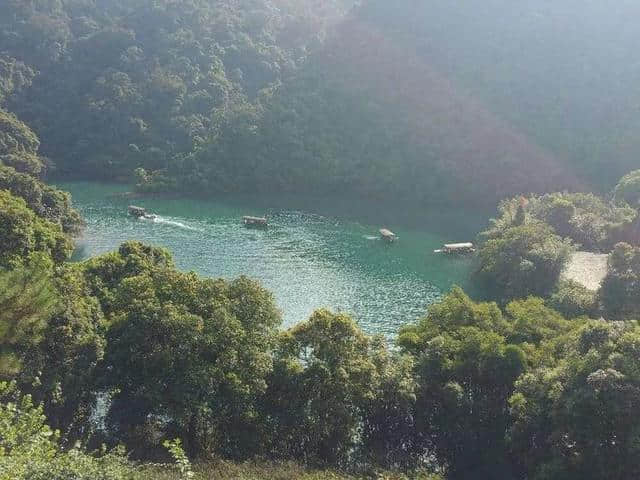 星湖风景名胜区：夏季打卡乐翻天，玩转鼎湖山七星岩