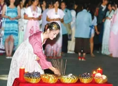 七夕节都有哪些神奇的传统习俗？你肯定都没听过