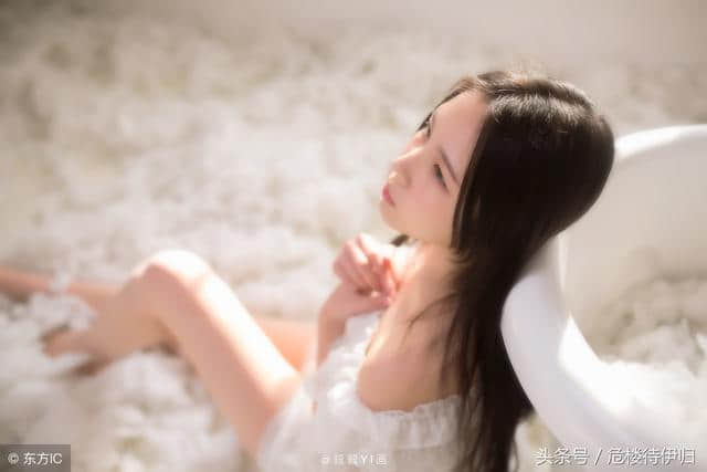 “雨洗娟娟净，风吹细细香”313首最有名的“风”，触动心中涟漪