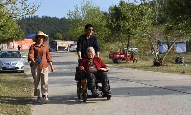 震撼！泌阳三月三 盘古山，祭祖大典盛况出炉！人山人海…