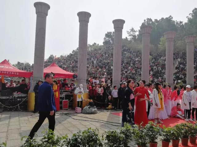 震撼！泌阳三月三 盘古山，祭祖大典盛况出炉！人山人海…