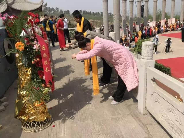 震撼！泌阳三月三 盘古山，祭祖大典盛况出炉！人山人海…