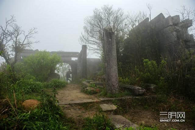 佛境山林——合掌岩石窟，华阳山宝山（南平行15 顺昌县尾声）