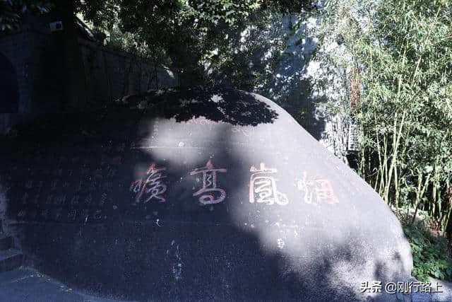 崂山不仅只是道教名山，我们来看看唯一现存的佛教寺院华严寺