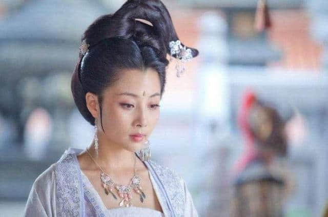 中国历史上有过三位“花蕊夫人”，虽各有千秋，但她最受后人喜欢