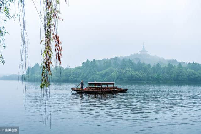 柳永《望海潮•东南形胜》词赏析。传说完颜亮听了这首词发动南侵