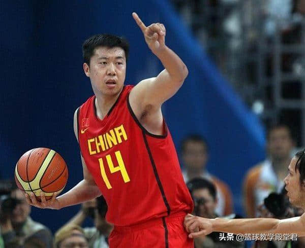 中国篮球史上7大中锋，姚明仅排第二，第6位在80年代就被NBA选中