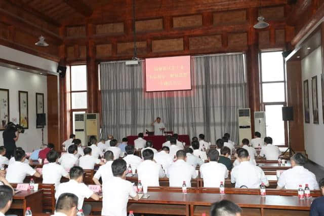 新区这场读书会别开生面！接受思想洗礼，交流学习体会