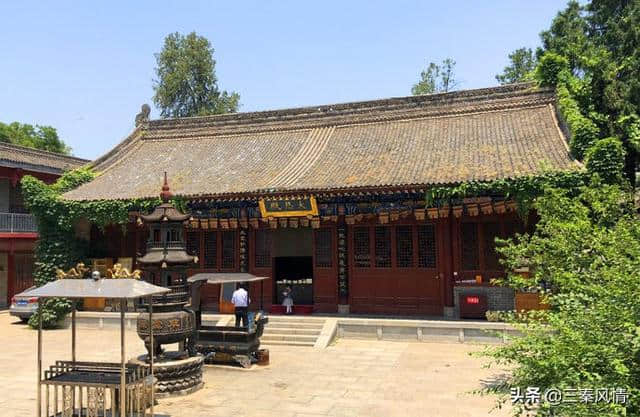 终南山下不起眼的古寺，却被日本奉为祖庭，寺内古井终年烟雾升腾