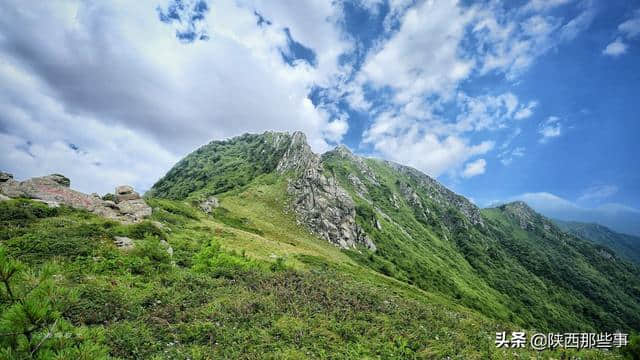 一座非凡的山脉 必然有着不同寻常的身世 游历终南山秦楚古道