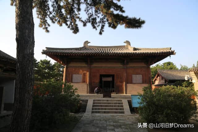 梦里五台 | 重返782年的南禅寺，唐风吹佛，自由飞翔