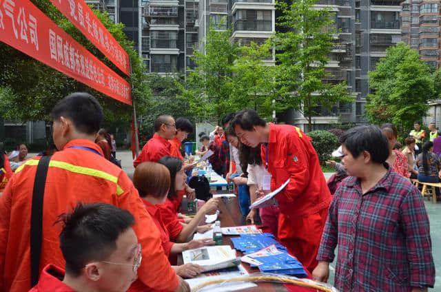 双流这片移动的“红海棠”又来了！这次到了哪儿？做了啥？