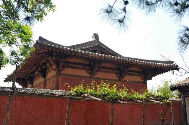 探访中国仅存5座唐代木构建筑之——南禅寺