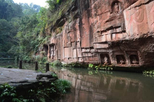 国庆不出远门，来青神中岩寺寻找初恋的味道~