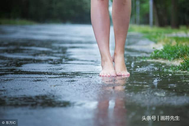 红心随雨翻作浪，（随意对）