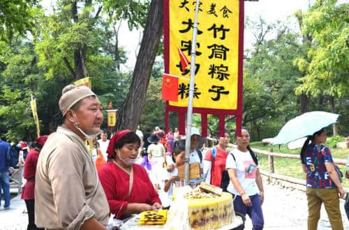 开封菊展探访万岁山“最超值最拼命”网红景区，江湖及田园并存