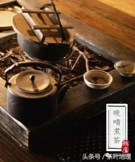 今日立冬，宜饮茶养心：红泥小火炉，日煮茶一壶