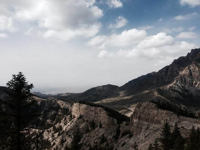 澜·旅行-匈奴部落贺兰部居住地之贺兰山脉