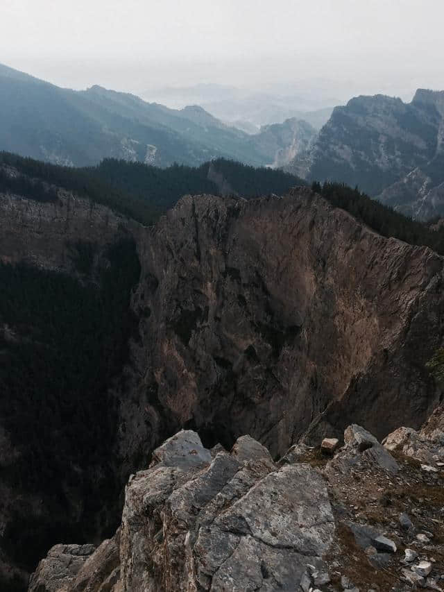 澜·旅行-匈奴部落贺兰部居住地之贺兰山脉