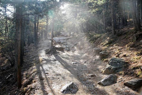 苍茫大地，深入贺兰山秘境