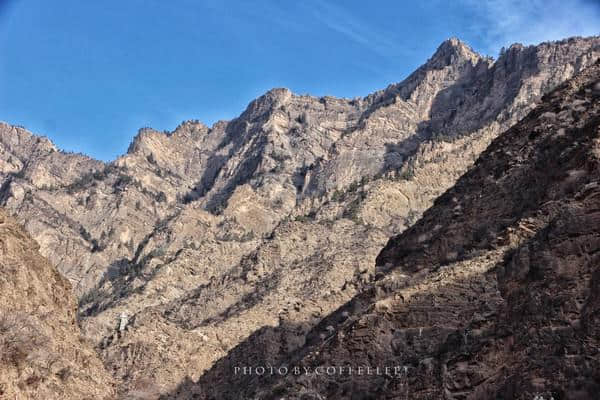 苍茫大地，深入贺兰山秘境