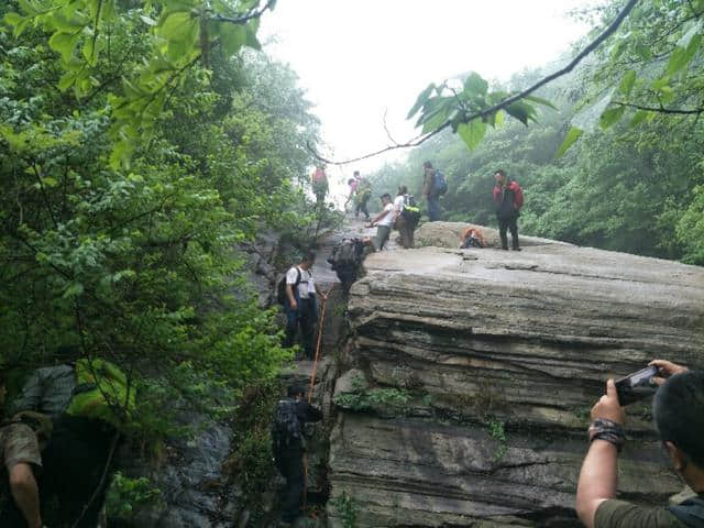 徒步穿越桐柏山