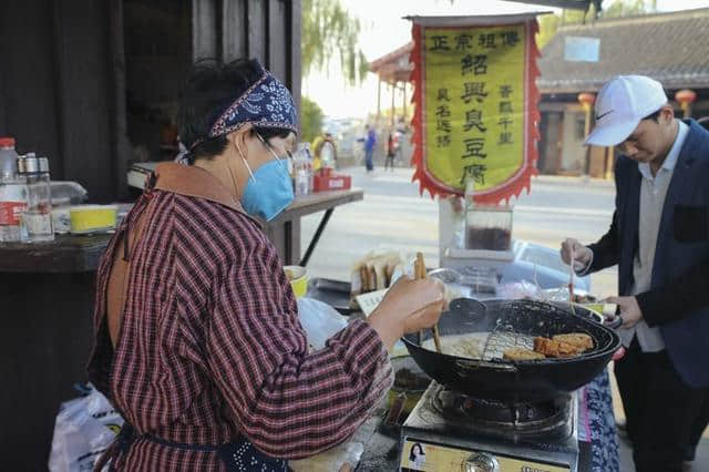 飘若游云，矫若惊龙，泼墨挥毫话绍兴——研学之旅二三记