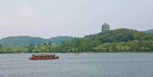【原地旅行】未能抛得杭州去，一半勾留是此湖