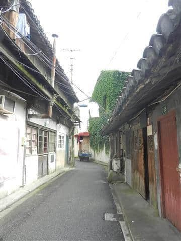 2013年6月29日，上海普陀（真如寺），上海浦东