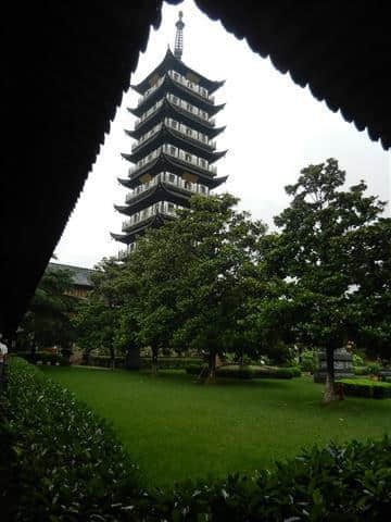 2013年6月29日，上海普陀（真如寺），上海浦东