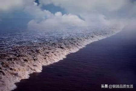 庐山烟雨浙江潮