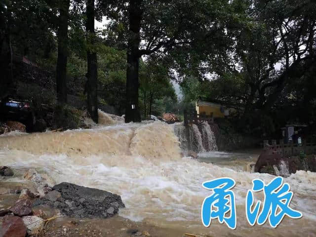 忧心！1700多年绝美古刹天童寺今晨遭遇罕见山洪