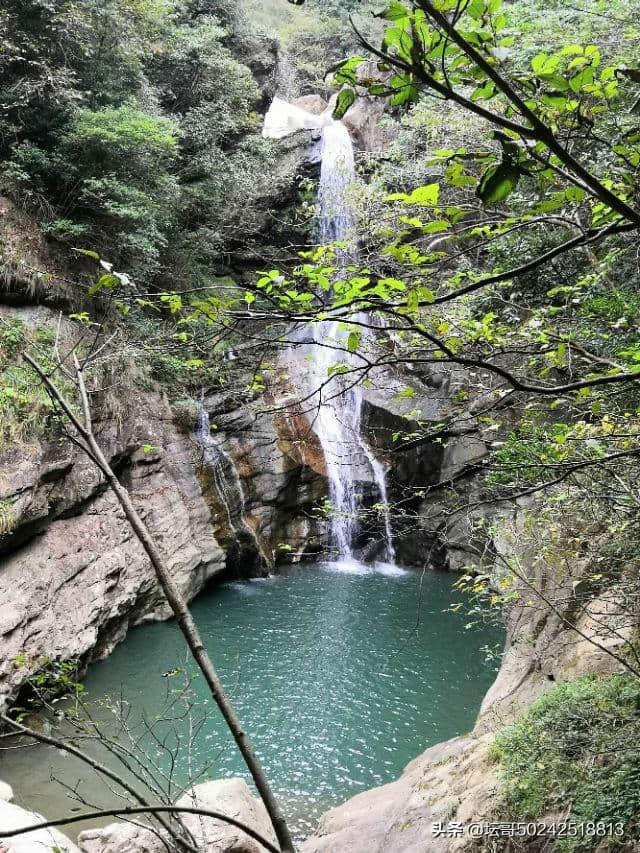 天台山琼台仙谷一一五岳归来不看山，琼台归来不看谷