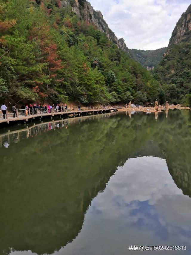 天台山琼台仙谷一一五岳归来不看山，琼台归来不看谷