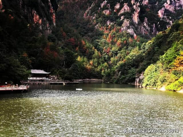 天台山琼台仙谷一一五岳归来不看山，琼台归来不看谷