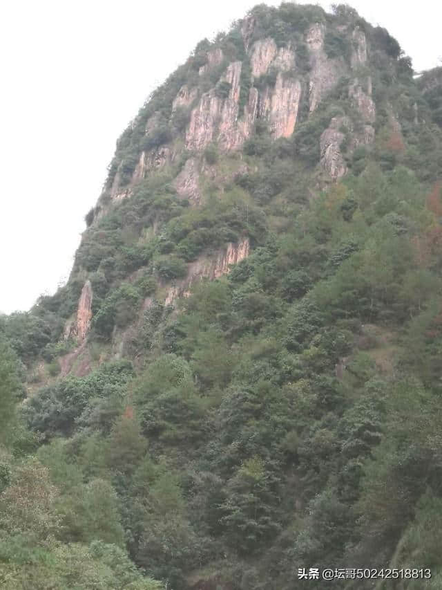 天台山琼台仙谷一一五岳归来不看山，琼台归来不看谷