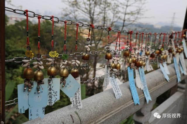 大年三十，你以为厚街人只去黄旗山烧香祈福？神仙水、海月岩、水口庙当属厚街人祈福之地！