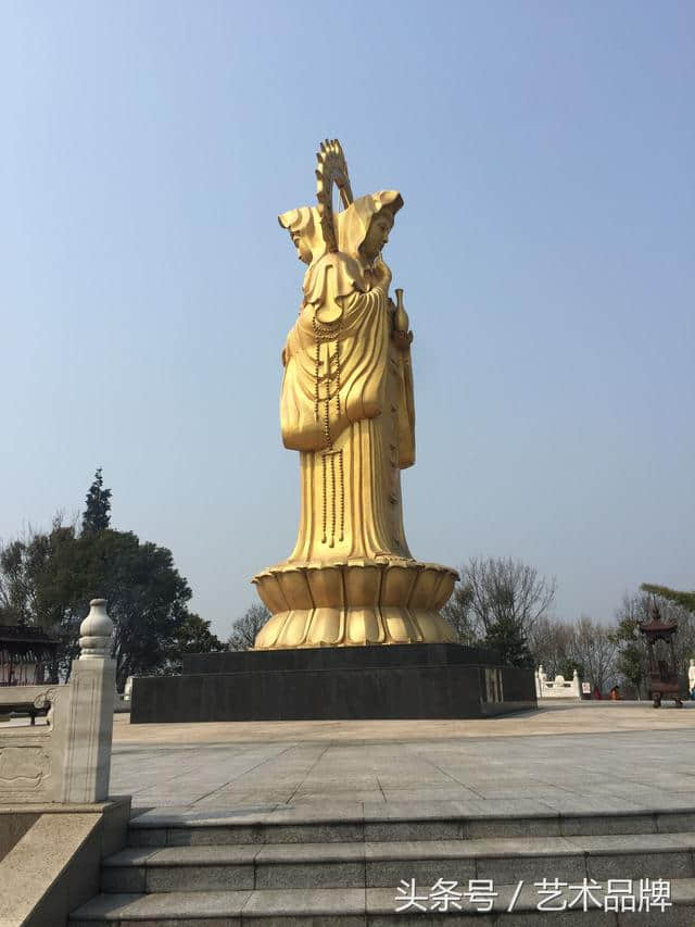 荆门漳河风景区游玩：河水很宽有点像大海，但可玩的东西不多！