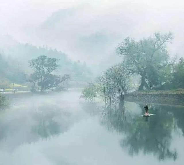 天街小雨润如酥，草色遥看近却无。 | 玉石中的春色 （上）