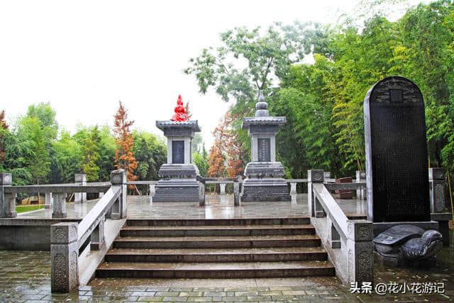 游三论宗祖庭草堂寺，烟雾井重现草堂烟雾，明代大钟“挂不起来”