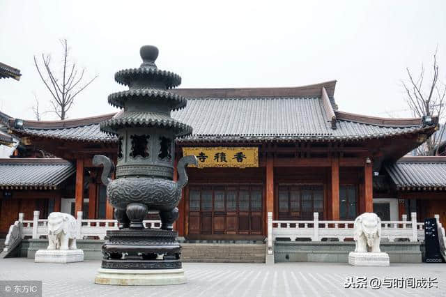 每日唐诗之《过香积寺》