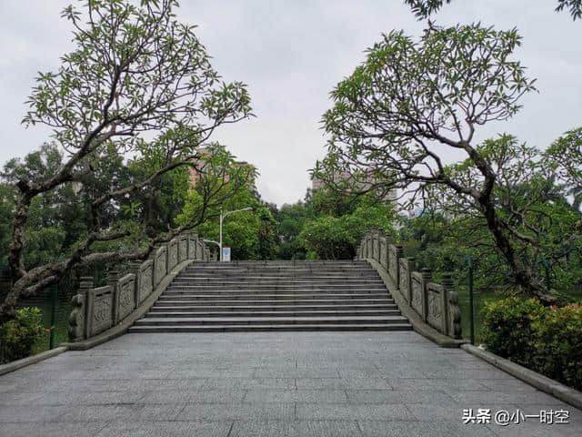 诗情画意：桃花流水窅然去，别有天地非人间