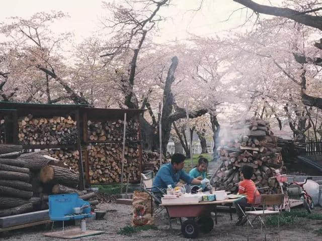 日本的归田园居，这家人把这里的四季都藏进了家里