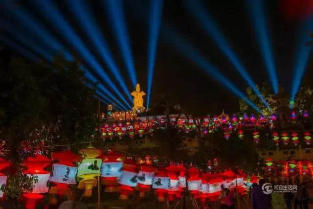 人从众！同安梅山寺元宵夜！这次又被美哭了！