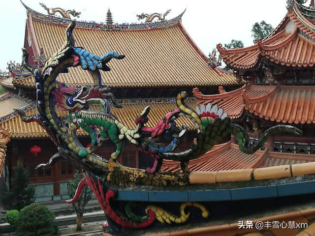 杜鹃花开的季节----雨中游同安梵天寺、梅山寺