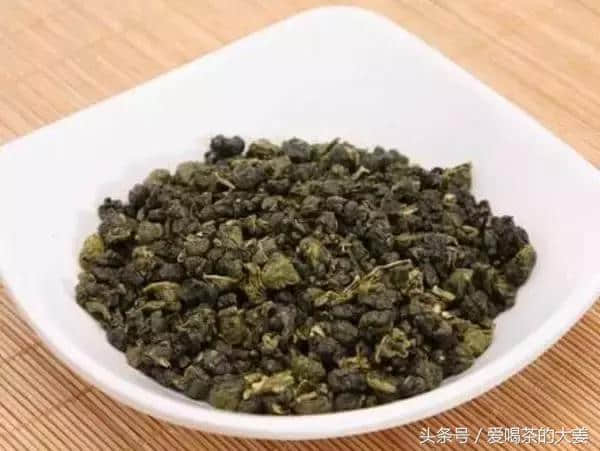 台湾冻顶茶与乌龙茶有什么区别？