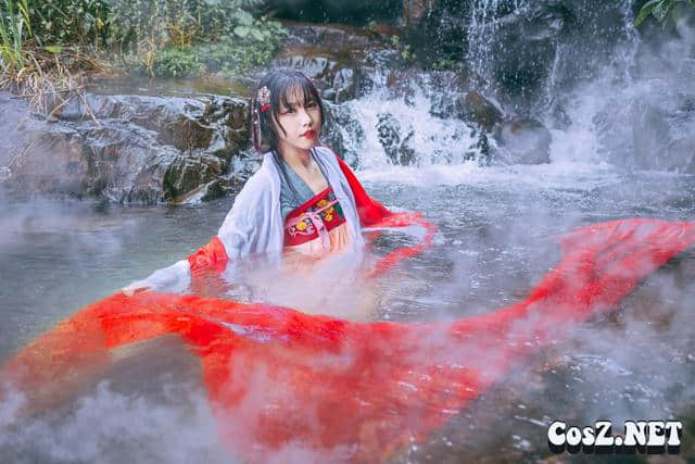 《汉服古装COS》云青青兮欲雨，水淡淡兮生烟仙女一样的小姐姐！