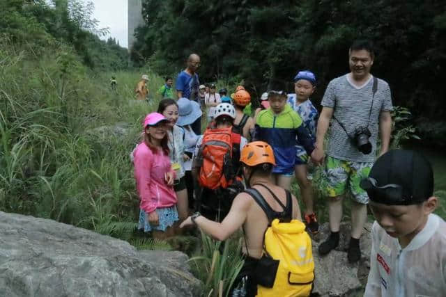 溯溪宜昌，道阻且长，溯游从之，宛在那一方！